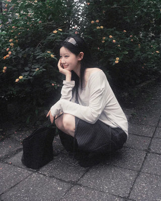 One-shoulder T-shirt