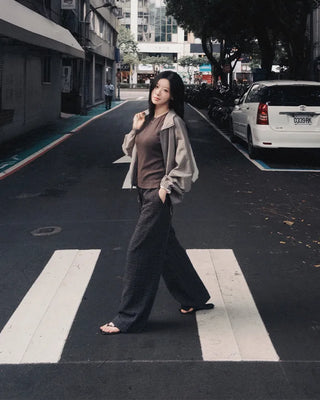 Gingham check embossed elastic waist pants