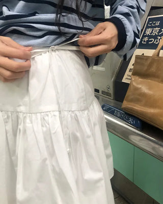 Pure tiered skirt