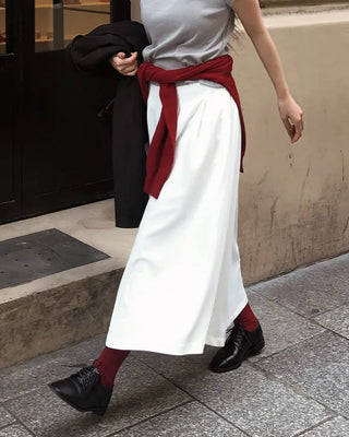 Classic pleated long skirt