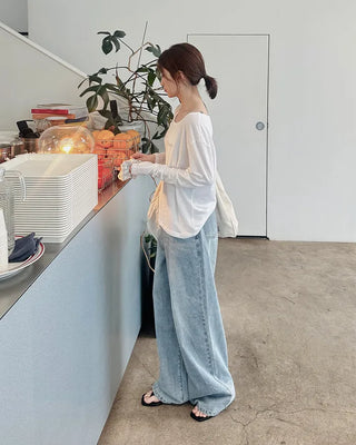 One-shoulder T-shirt