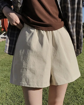 Elastic shorts
