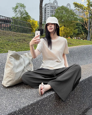 Light-fit elastic waist pants