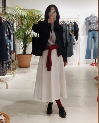 Classic pleated long skirt