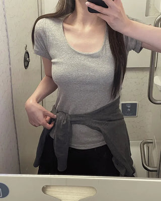 Basic short-sleeved T-shirt