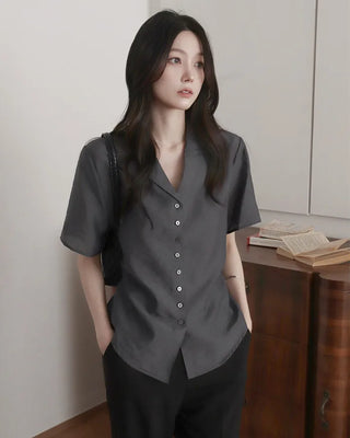 Line Fit Strap Blouse