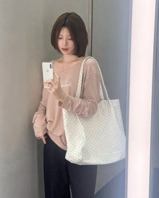One-shoulder T-shirt