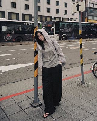 Light-fit elastic waist pants
