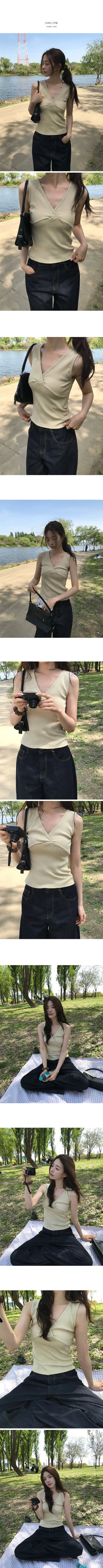 Basic Sleeveless Top