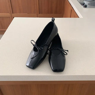ribbon vintage flat