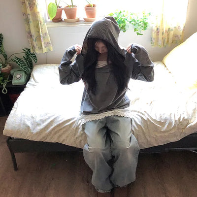 shima hood tee