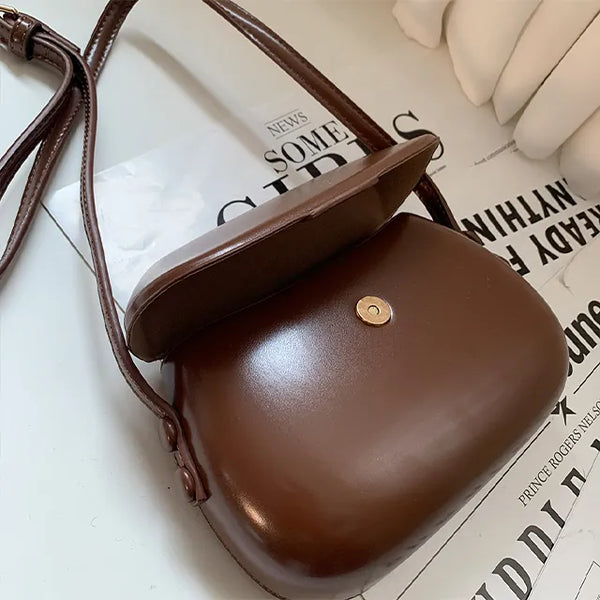 bo round vintage bag