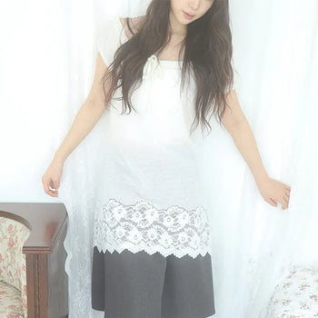 belia lace dress