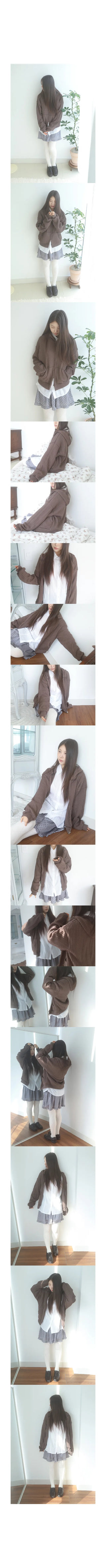 koneha knit zipup