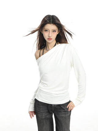 White oblique shoulder long-sleeved top