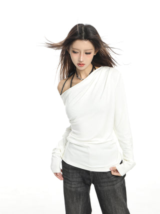 White oblique shoulder long-sleeved top