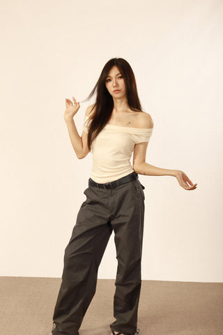 Elastic waist off-shoulder top
