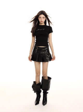 Slim fit crop letter graphic top