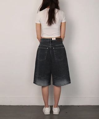 Flap Pocket Bermuda Pants
