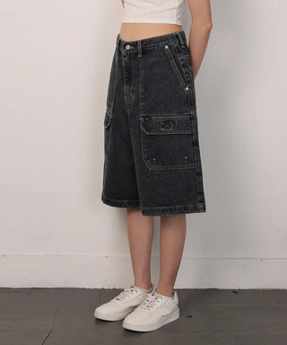 Flap Pocket Bermuda Pants