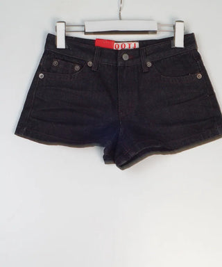 Non-Fade Short Denim Pants