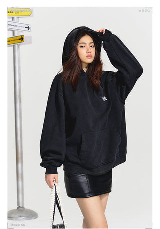 [NAWS] Black cropped hoodie