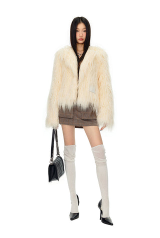 [NAWS] Folded collar fur coat