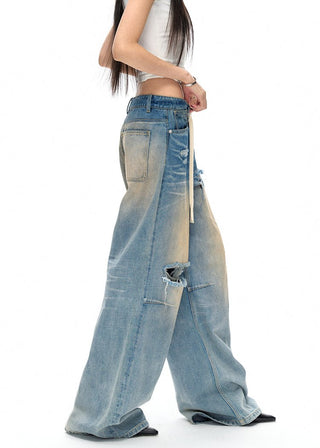 [NAWS] Diffused washed ripped jean