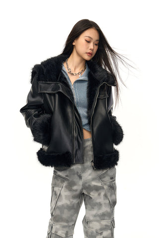 [NAWS] Large lapel fur coat