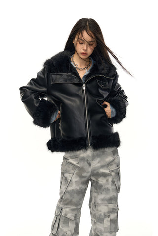 [NAWS] Large lapel fur coat