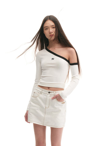 [NAWS] Sculpture Sweater Contrast Cold Shoulder Top
