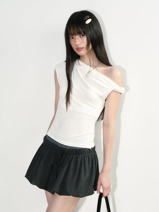[NS76] one-shoulder pleated top