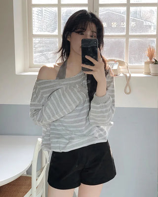 Striped off-shoulder sweatshirt