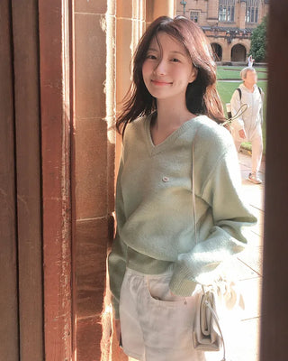 [U-neck/V-neck] 2 types of standard basic knitwear