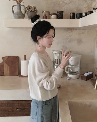 U-neck pastel knit