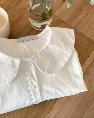 Ribbon collar blouse