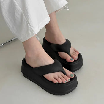 Round Strap Height-Increasing Lightweight Platform Block Heel Flip-flop Slippers