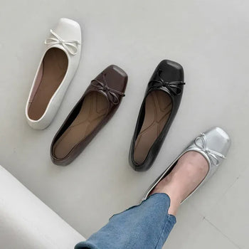 Square Ribbon Point Loafer Flats