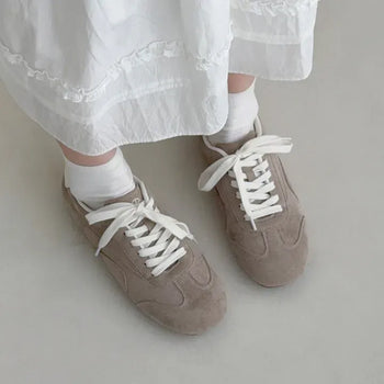 Suede Round Daily Flat Sneakers