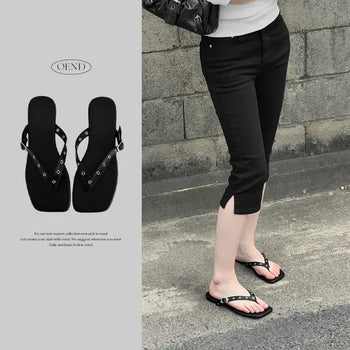 Square Bold Punched Strap Flip-flop Sandals