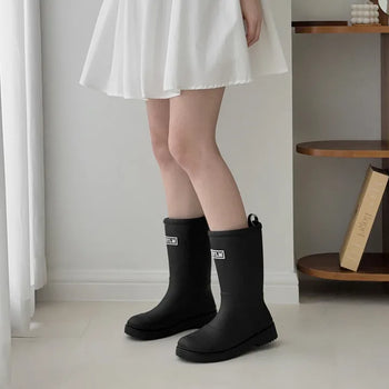 Rounded Toe Block Heel Mid-Length Rain Boots