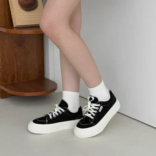 Simple Round Stitch Basic Platform Sneakers