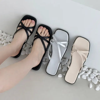 Square Twisted Strap Flip-flop Slippers