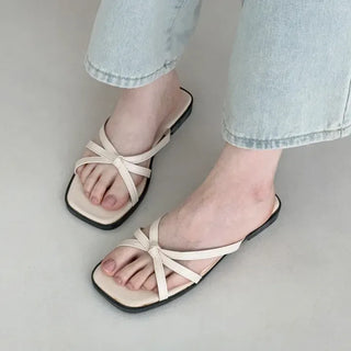 Square Twisted Strap Flip-flop Slippers
