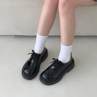 Round Shape Lace-up Platform Glossy & Leather Loafers