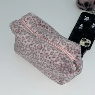 Pink leopard pouch gyaru style y2k fur pouch