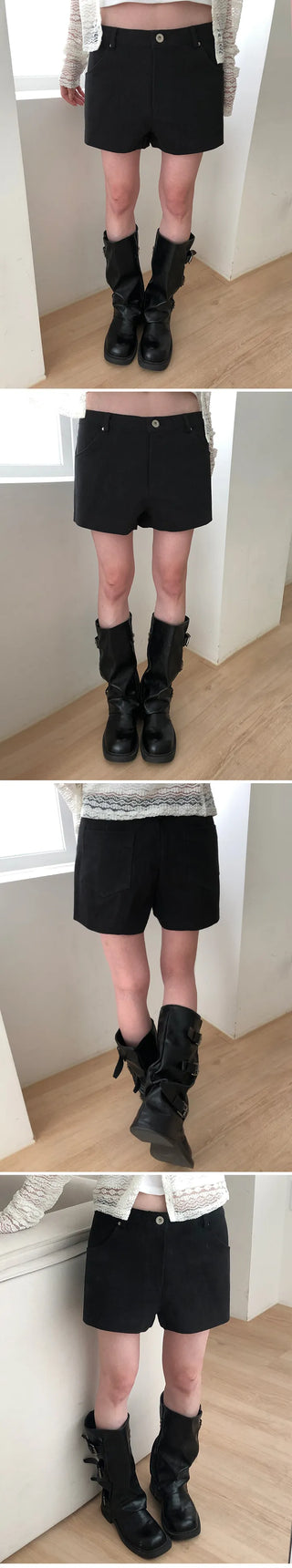 Trendy button loose middle boots