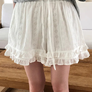 Honey Frill Punching Ruffled Shorts