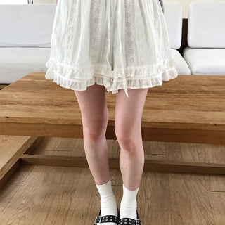 Honey Frill Punching Ruffled Shorts