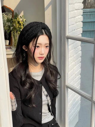 Kinu Checked Color Block Layered Golji Knit Cardigan